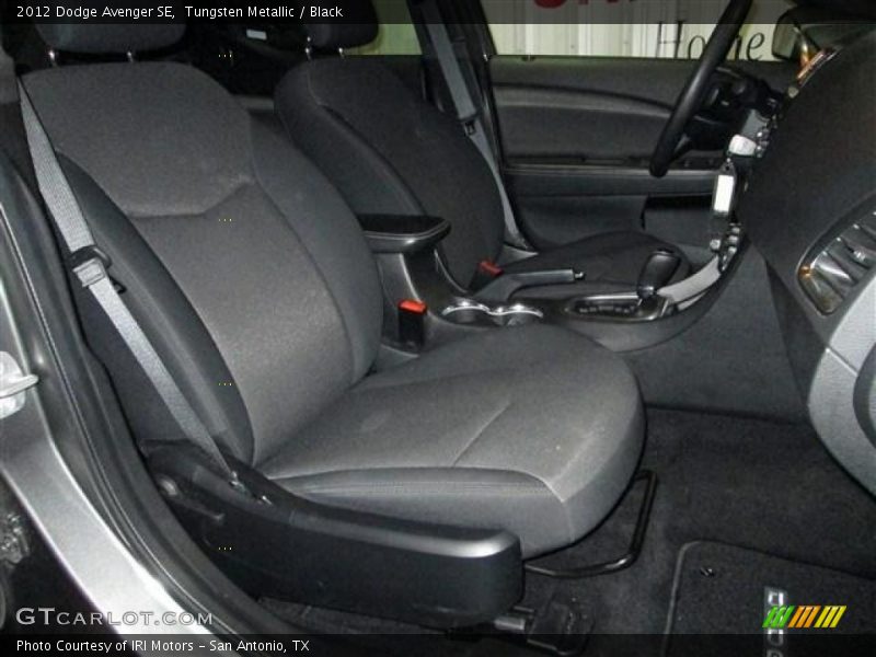 Tungsten Metallic / Black 2012 Dodge Avenger SE