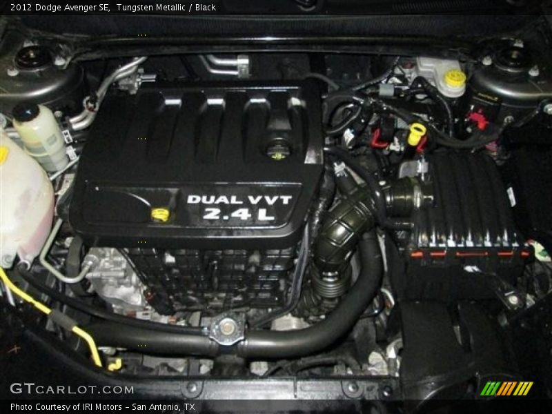 Tungsten Metallic / Black 2012 Dodge Avenger SE
