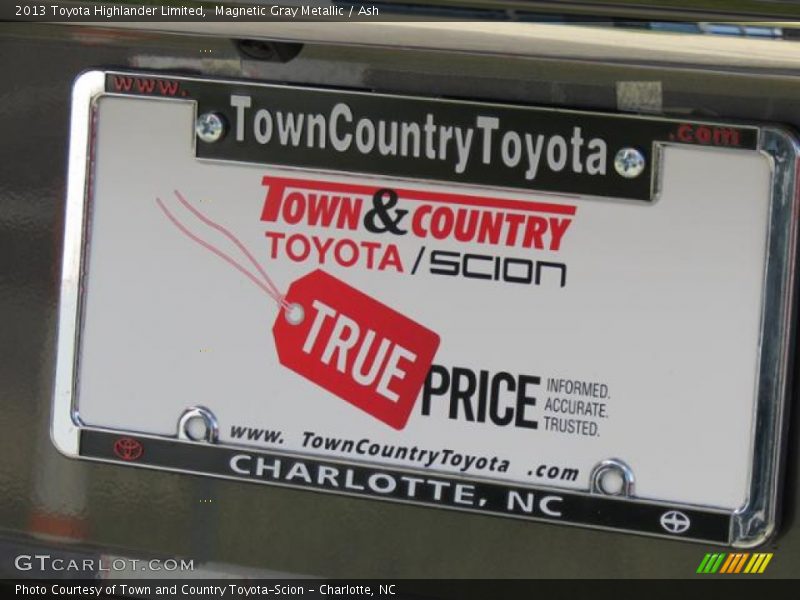 Magnetic Gray Metallic / Ash 2013 Toyota Highlander Limited
