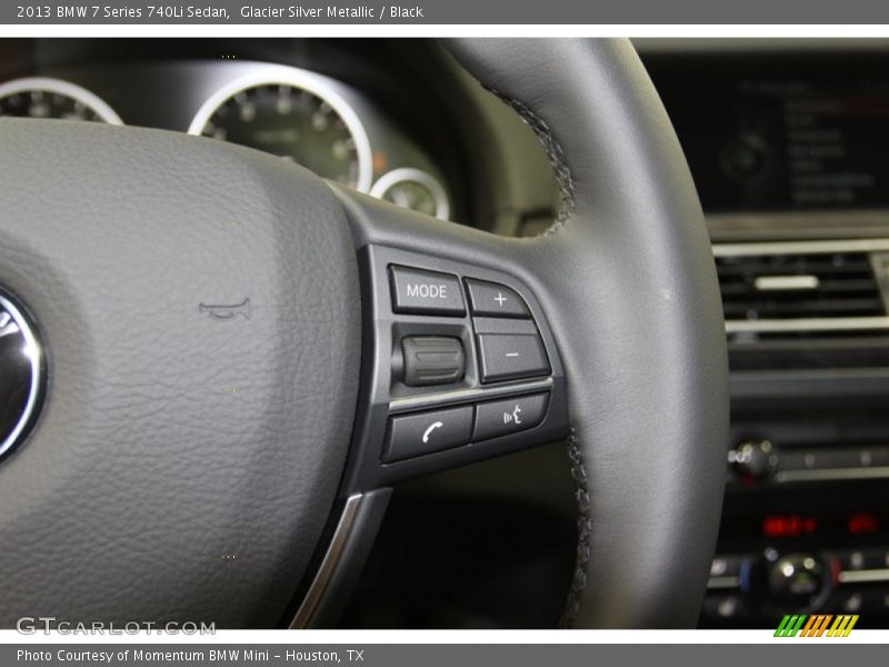 Controls of 2013 7 Series 740Li Sedan