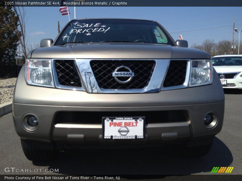 Woodland Bronze Metallic / Graphite 2005 Nissan Pathfinder SE 4x4