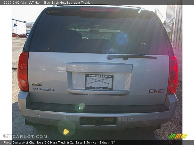 Silver Birch Metallic / Light Titanium 2009 GMC Yukon SLT 4x4