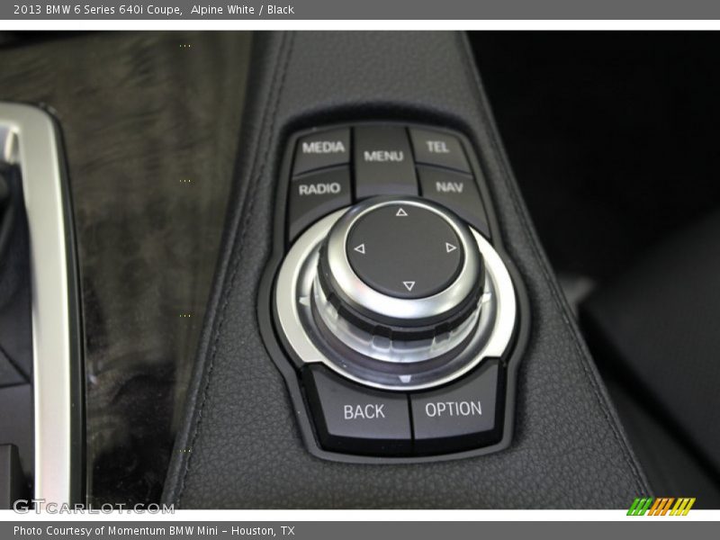 Controls of 2013 6 Series 640i Coupe