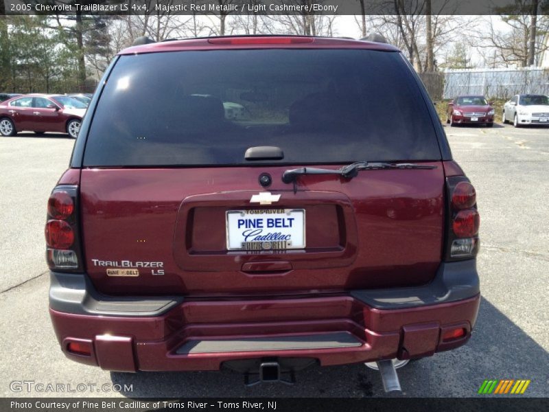 Majestic Red Metallic / Light Cashmere/Ebony 2005 Chevrolet TrailBlazer LS 4x4