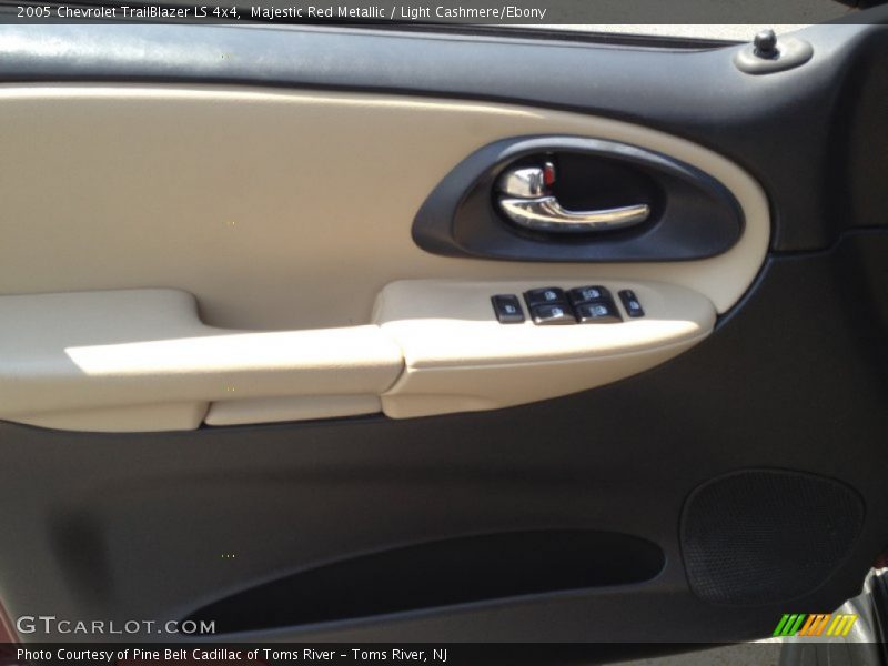 Majestic Red Metallic / Light Cashmere/Ebony 2005 Chevrolet TrailBlazer LS 4x4