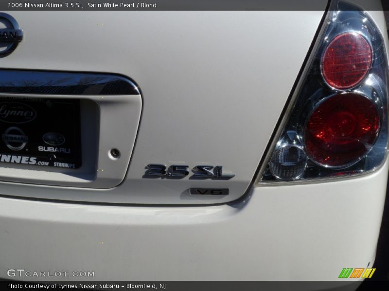 Satin White Pearl / Blond 2006 Nissan Altima 3.5 SL