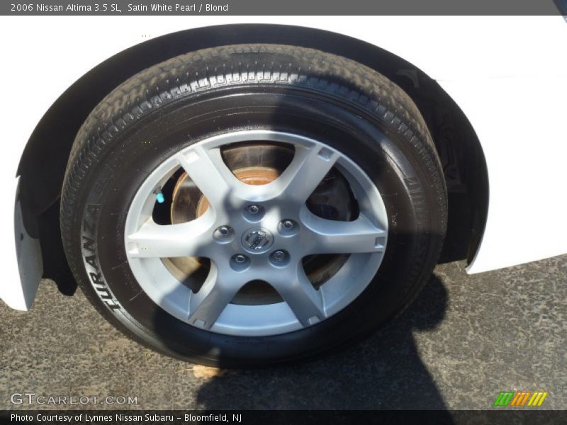 Satin White Pearl / Blond 2006 Nissan Altima 3.5 SL