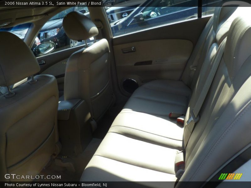Satin White Pearl / Blond 2006 Nissan Altima 3.5 SL