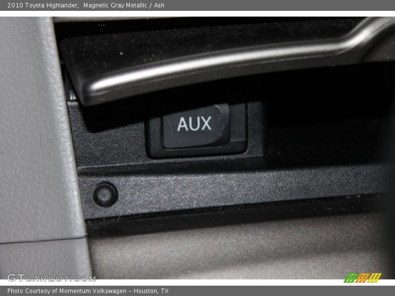 Magnetic Gray Metallic / Ash 2010 Toyota Highlander