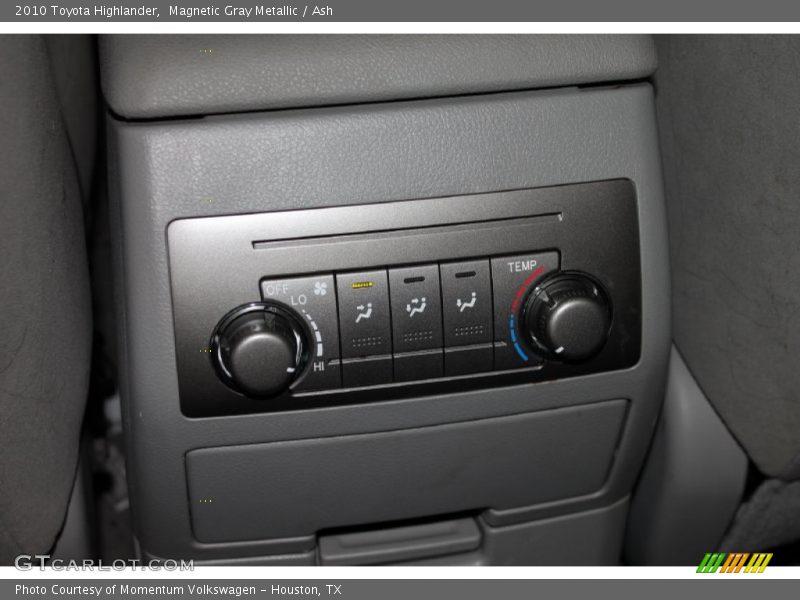 Magnetic Gray Metallic / Ash 2010 Toyota Highlander