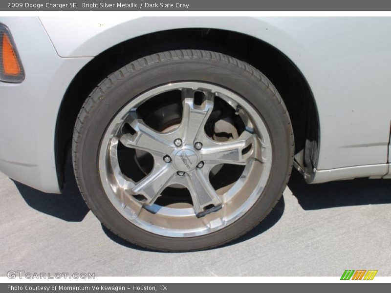 Bright Silver Metallic / Dark Slate Gray 2009 Dodge Charger SE