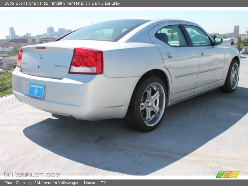 Bright Silver Metallic / Dark Slate Gray 2009 Dodge Charger SE