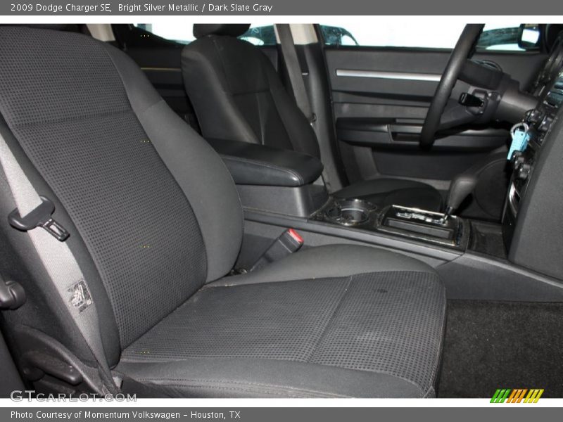 Bright Silver Metallic / Dark Slate Gray 2009 Dodge Charger SE