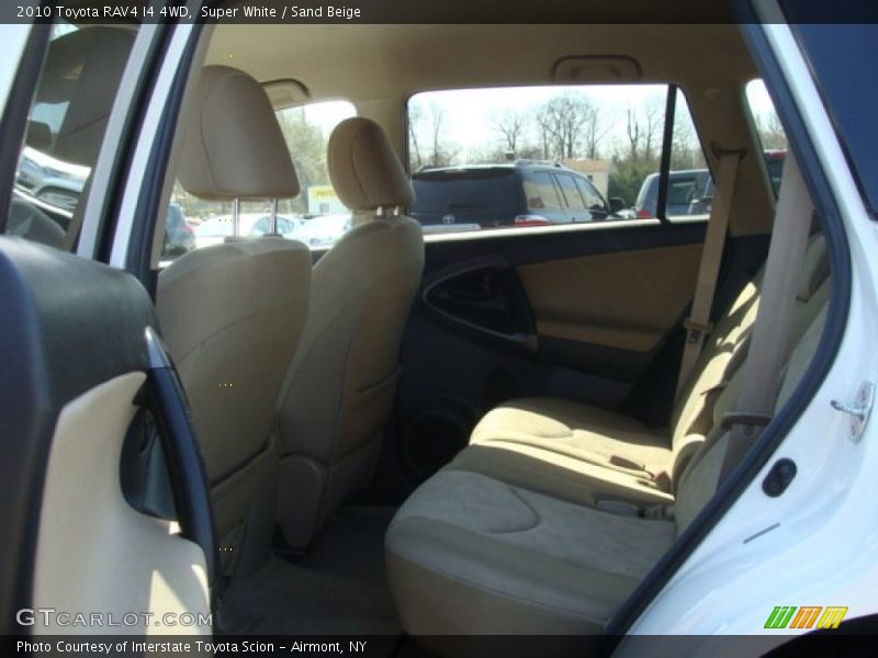 Super White / Sand Beige 2010 Toyota RAV4 I4 4WD