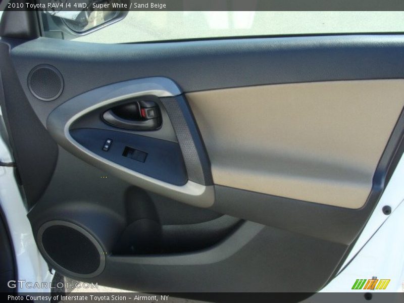 Super White / Sand Beige 2010 Toyota RAV4 I4 4WD
