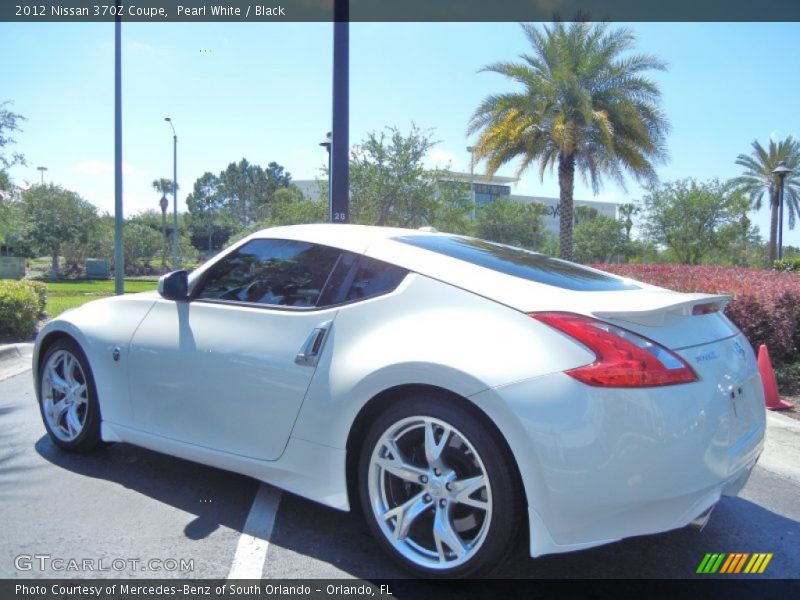 Pearl White / Black 2012 Nissan 370Z Coupe
