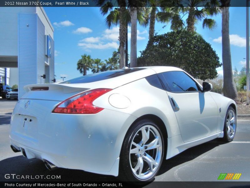 Pearl White / Black 2012 Nissan 370Z Coupe