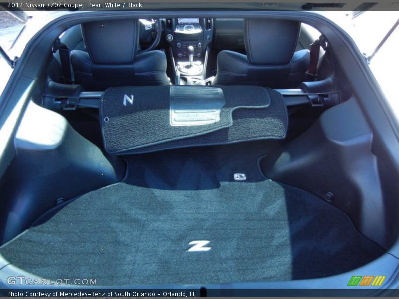 Pearl White / Black 2012 Nissan 370Z Coupe