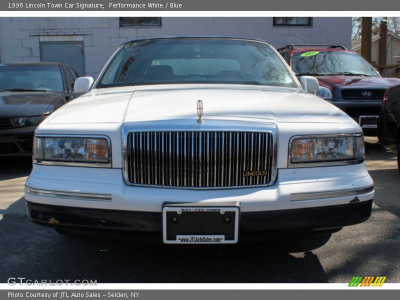 Performance White / Blue 1996 Lincoln Town Car Signature