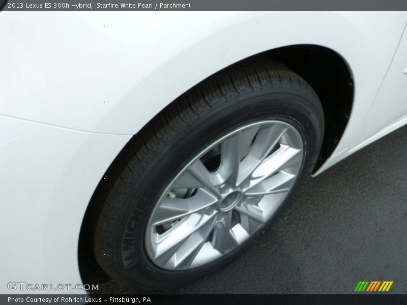 Starfire White Pearl / Parchment 2013 Lexus ES 300h Hybrid
