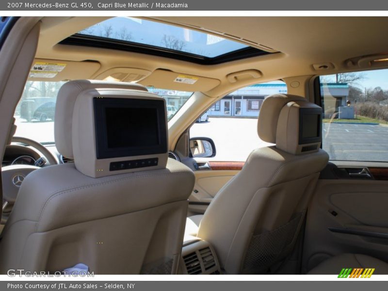 Capri Blue Metallic / Macadamia 2007 Mercedes-Benz GL 450