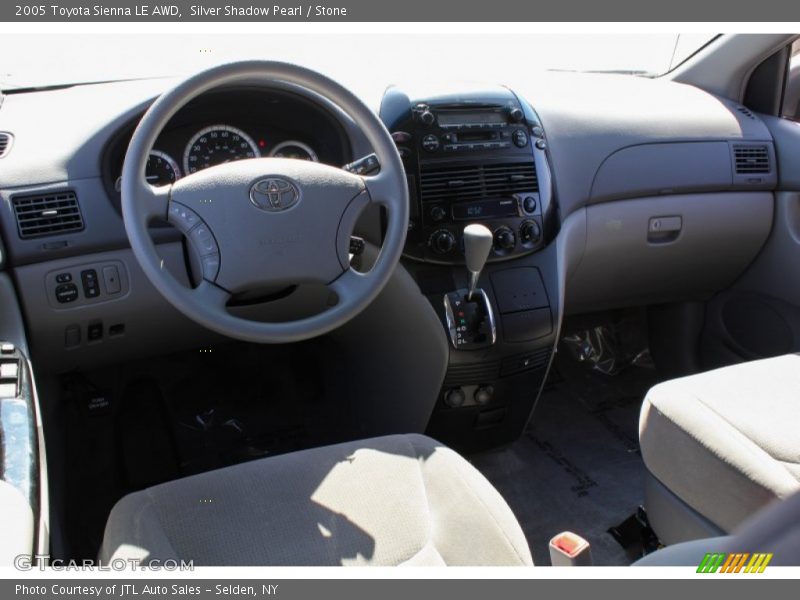Silver Shadow Pearl / Stone 2005 Toyota Sienna LE AWD