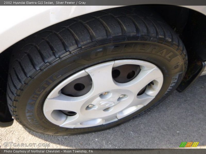 Silver Pewter / Gray 2002 Hyundai Elantra GLS Sedan