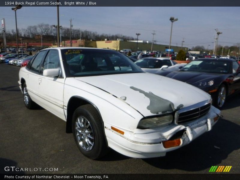 Bright White / Blue 1994 Buick Regal Custom Sedan