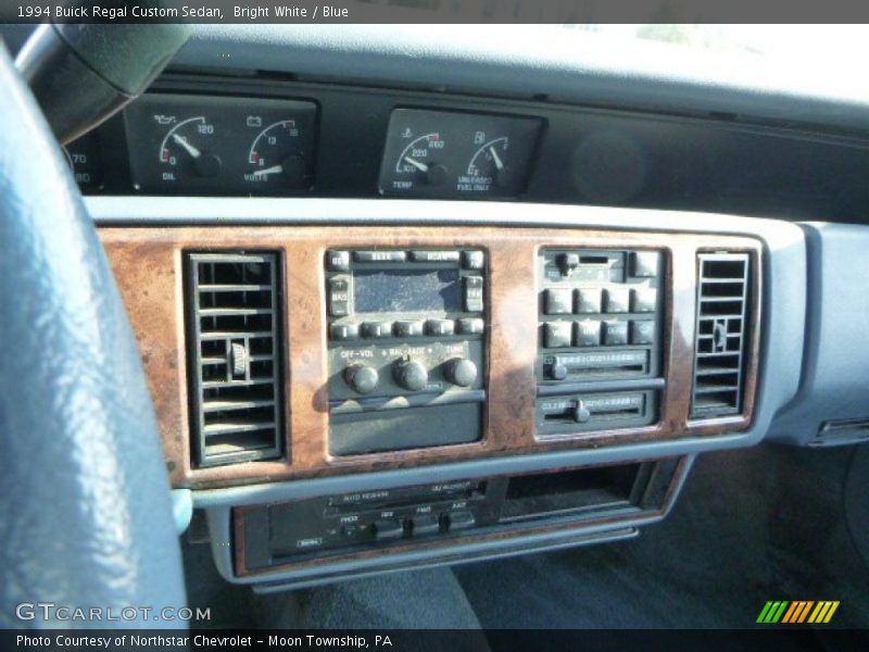 Controls of 1994 Regal Custom Sedan