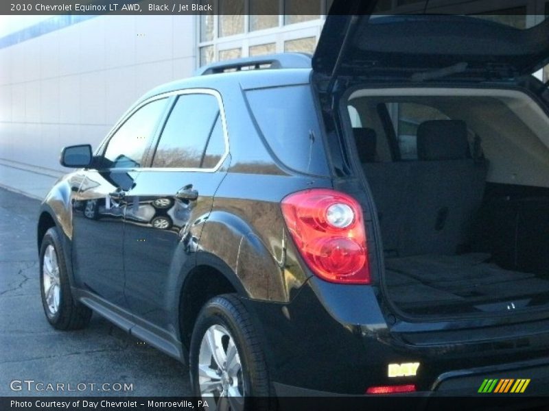 Black / Jet Black 2010 Chevrolet Equinox LT AWD