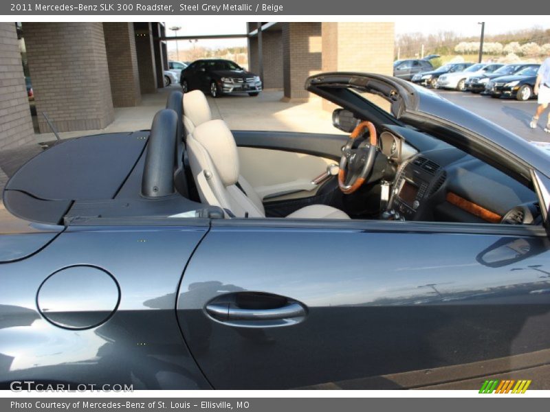 Steel Grey Metallic / Beige 2011 Mercedes-Benz SLK 300 Roadster