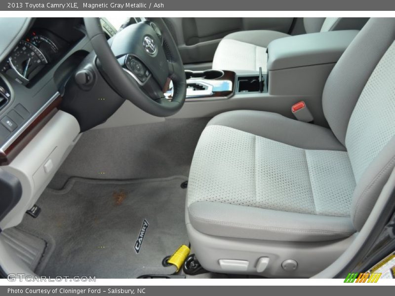 Magnetic Gray Metallic / Ash 2013 Toyota Camry XLE