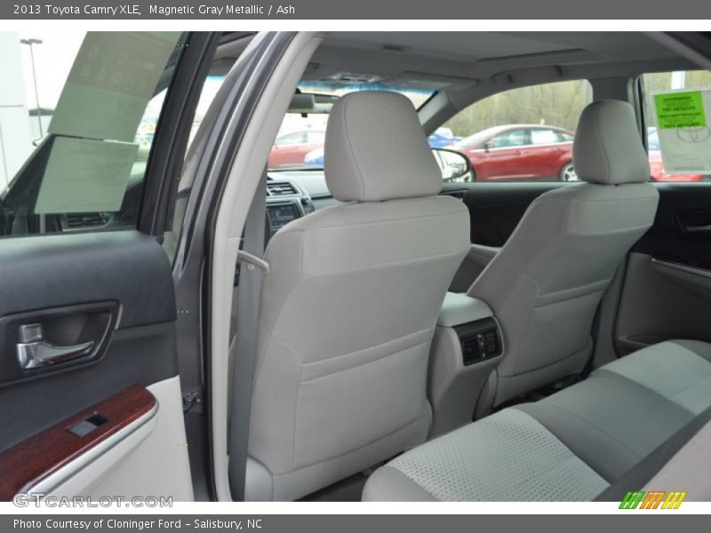 Magnetic Gray Metallic / Ash 2013 Toyota Camry XLE