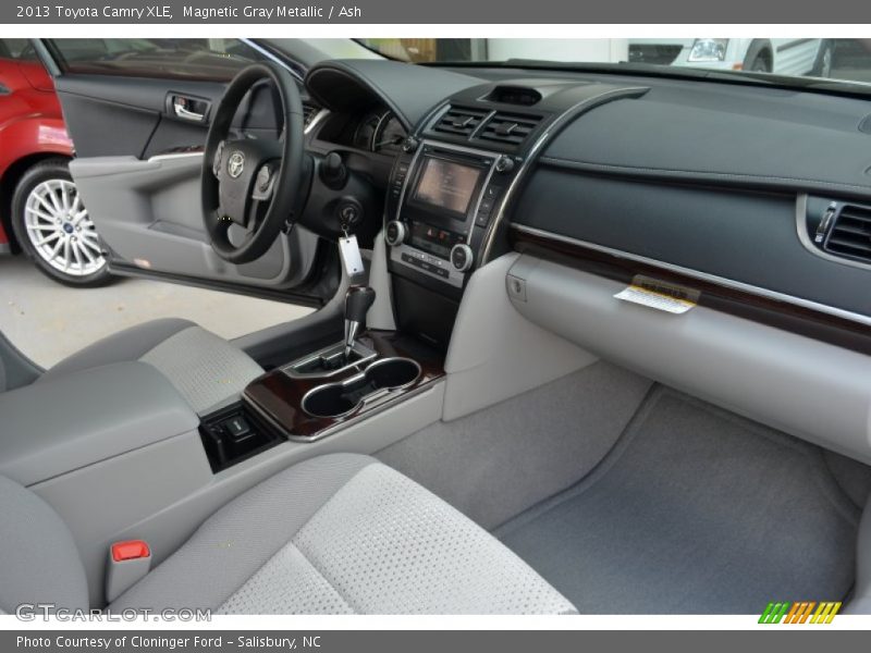 Magnetic Gray Metallic / Ash 2013 Toyota Camry XLE