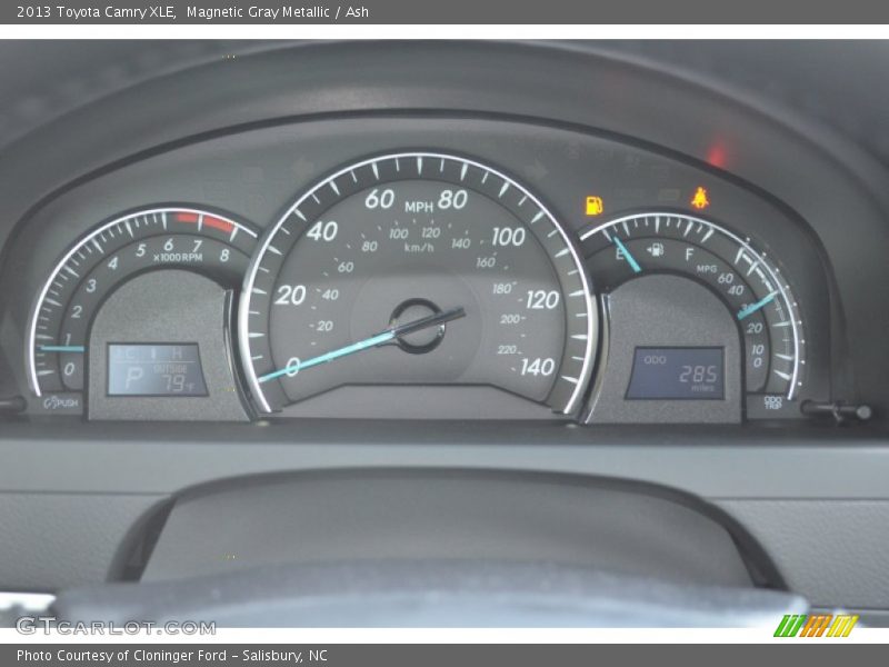 Magnetic Gray Metallic / Ash 2013 Toyota Camry XLE