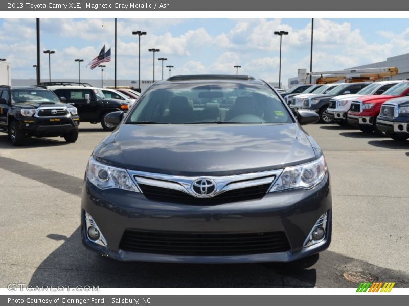 Magnetic Gray Metallic / Ash 2013 Toyota Camry XLE