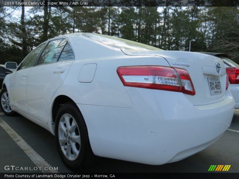 Super White / Ash Gray 2010 Toyota Camry LE