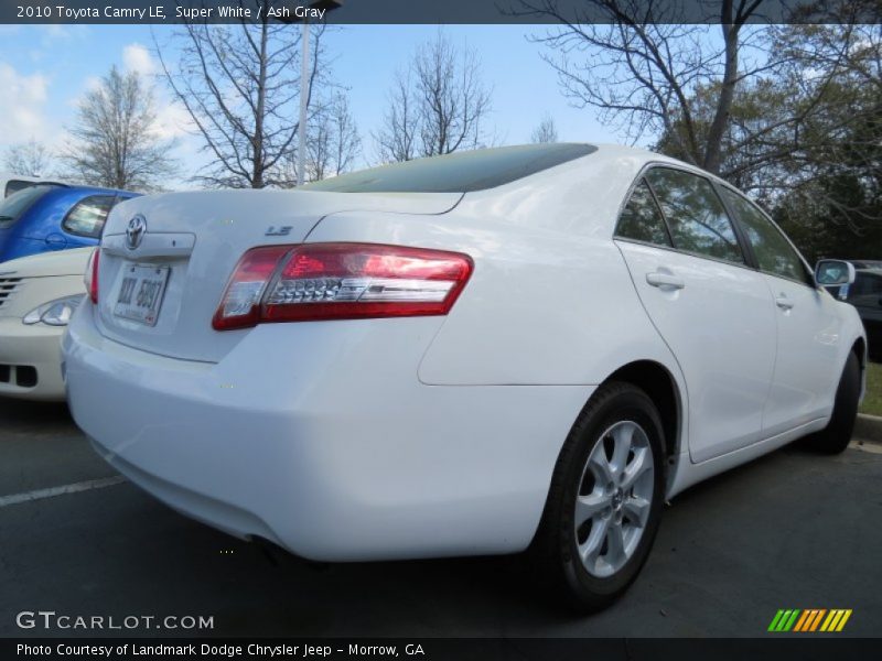 Super White / Ash Gray 2010 Toyota Camry LE