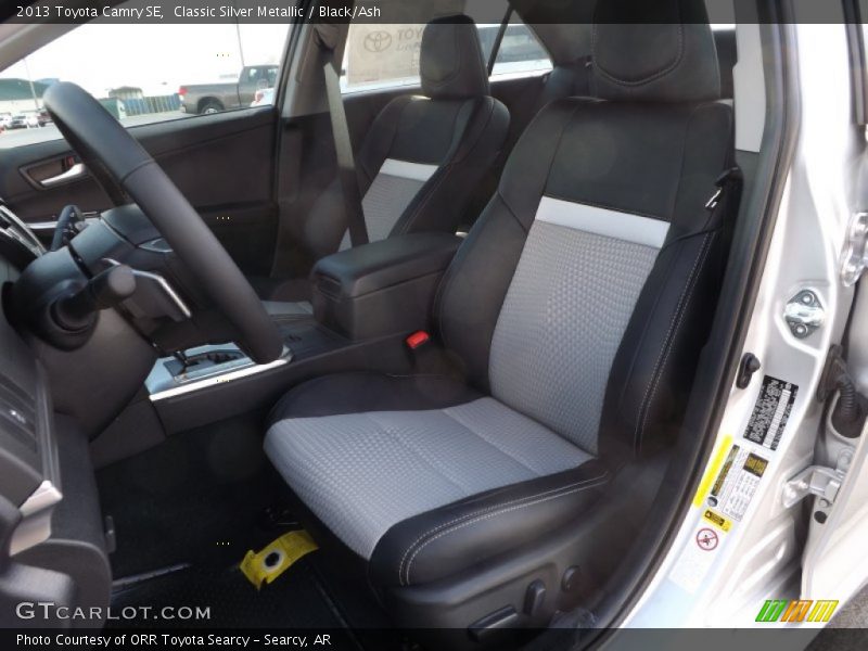 Classic Silver Metallic / Black/Ash 2013 Toyota Camry SE
