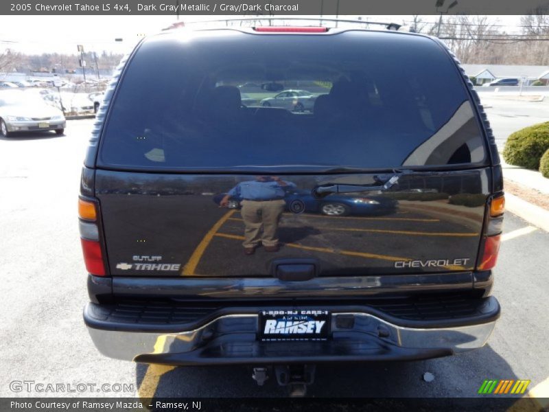 Dark Gray Metallic / Gray/Dark Charcoal 2005 Chevrolet Tahoe LS 4x4