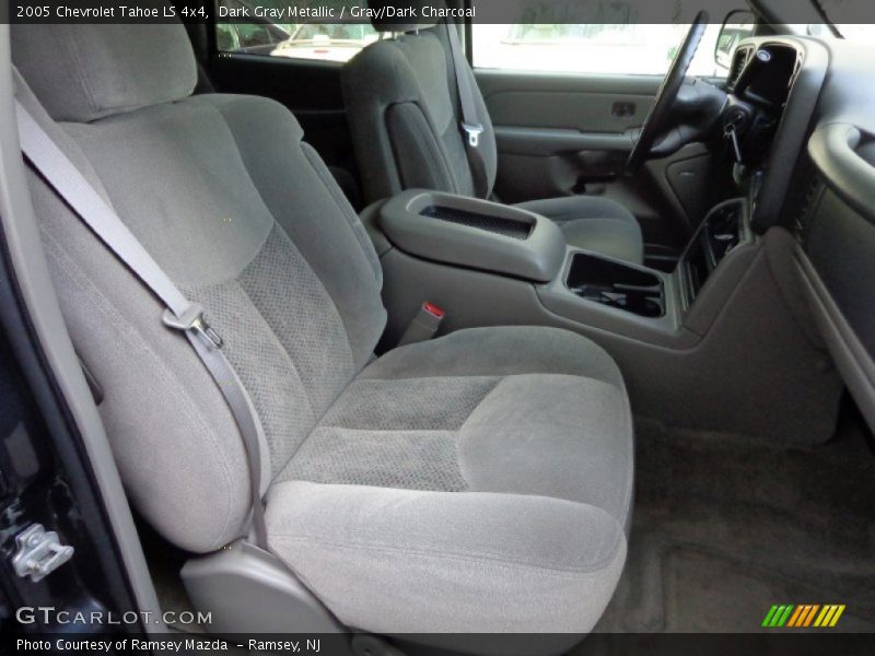 Dark Gray Metallic / Gray/Dark Charcoal 2005 Chevrolet Tahoe LS 4x4