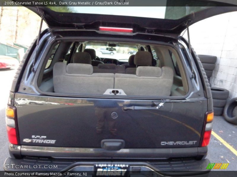 Dark Gray Metallic / Gray/Dark Charcoal 2005 Chevrolet Tahoe LS 4x4