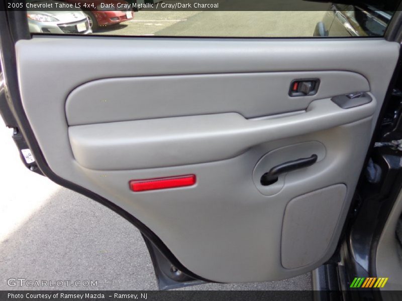 Dark Gray Metallic / Gray/Dark Charcoal 2005 Chevrolet Tahoe LS 4x4