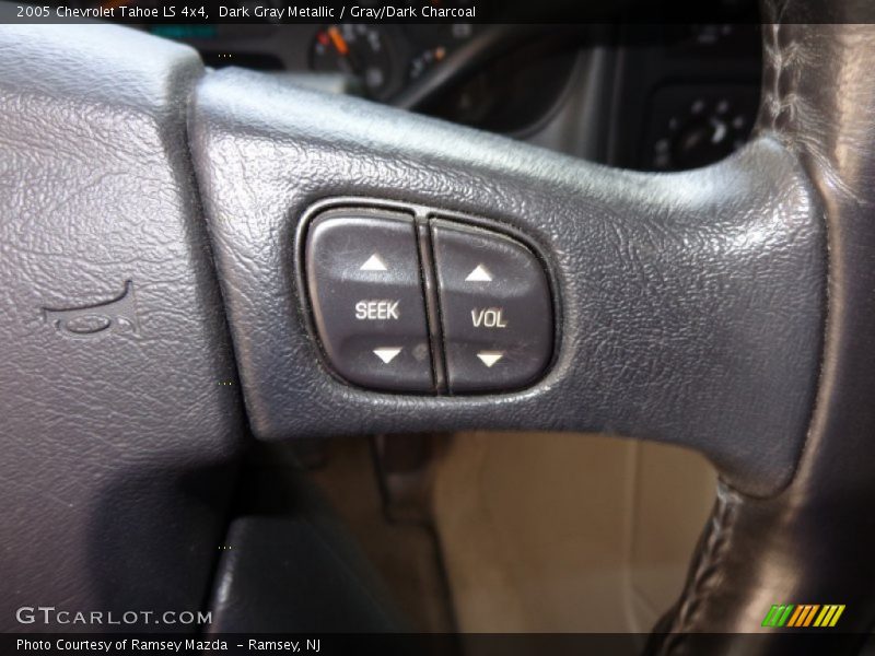 Dark Gray Metallic / Gray/Dark Charcoal 2005 Chevrolet Tahoe LS 4x4