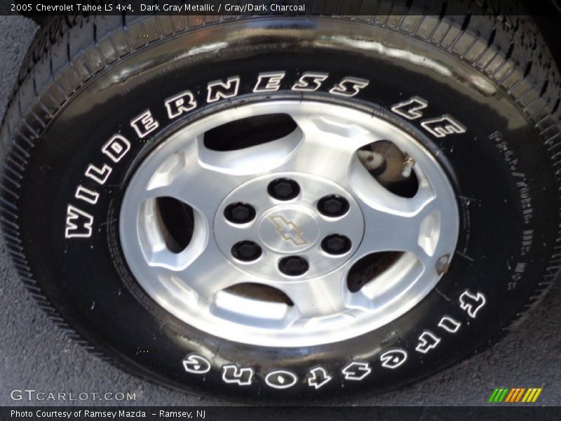 Dark Gray Metallic / Gray/Dark Charcoal 2005 Chevrolet Tahoe LS 4x4
