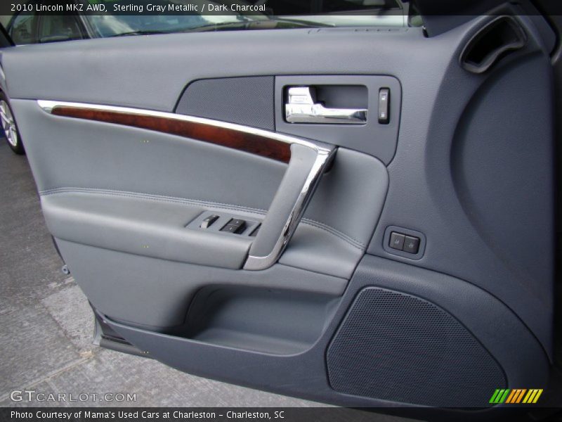 Door Panel of 2010 MKZ AWD