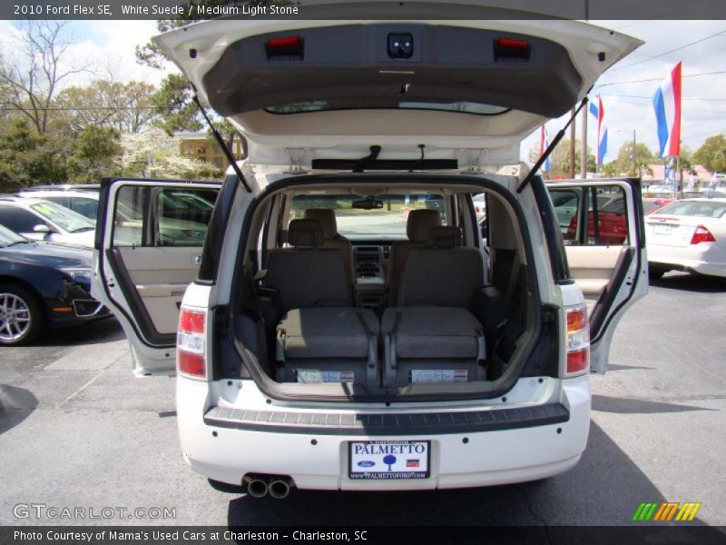 White Suede / Medium Light Stone 2010 Ford Flex SE