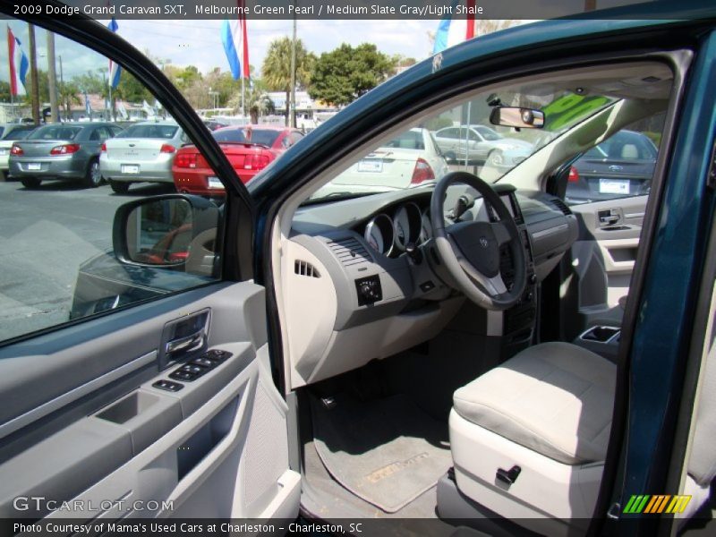 Melbourne Green Pearl / Medium Slate Gray/Light Shale 2009 Dodge Grand Caravan SXT