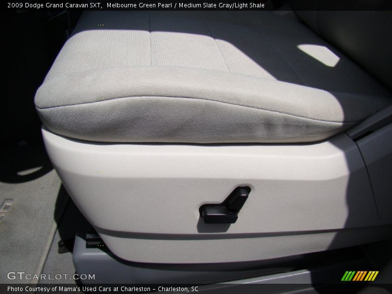 Melbourne Green Pearl / Medium Slate Gray/Light Shale 2009 Dodge Grand Caravan SXT