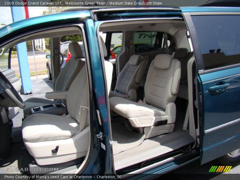 Melbourne Green Pearl / Medium Slate Gray/Light Shale 2009 Dodge Grand Caravan SXT